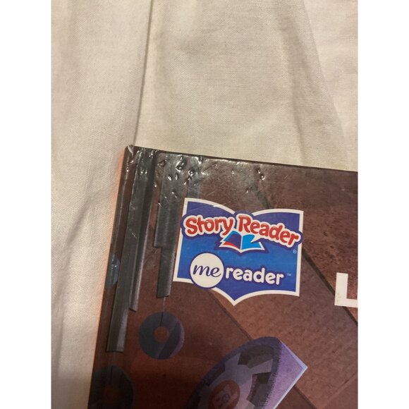 Disney Pixar Wall-E Story Reader Me Reader Hardcover Book - Picture 2 of 3